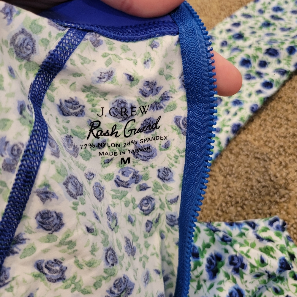 Jcrew Rashguard - Picture 4 of 4